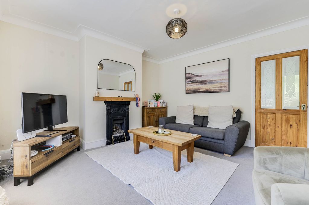 Property photo 2 of 17 Picture No. 08