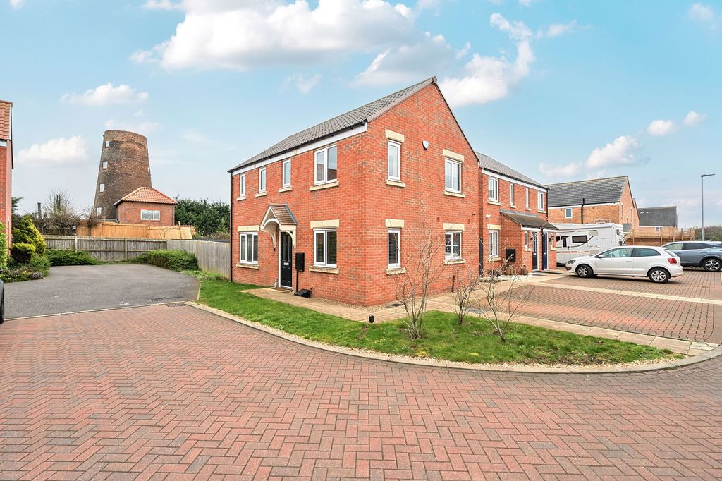 Property photo 1 of 22