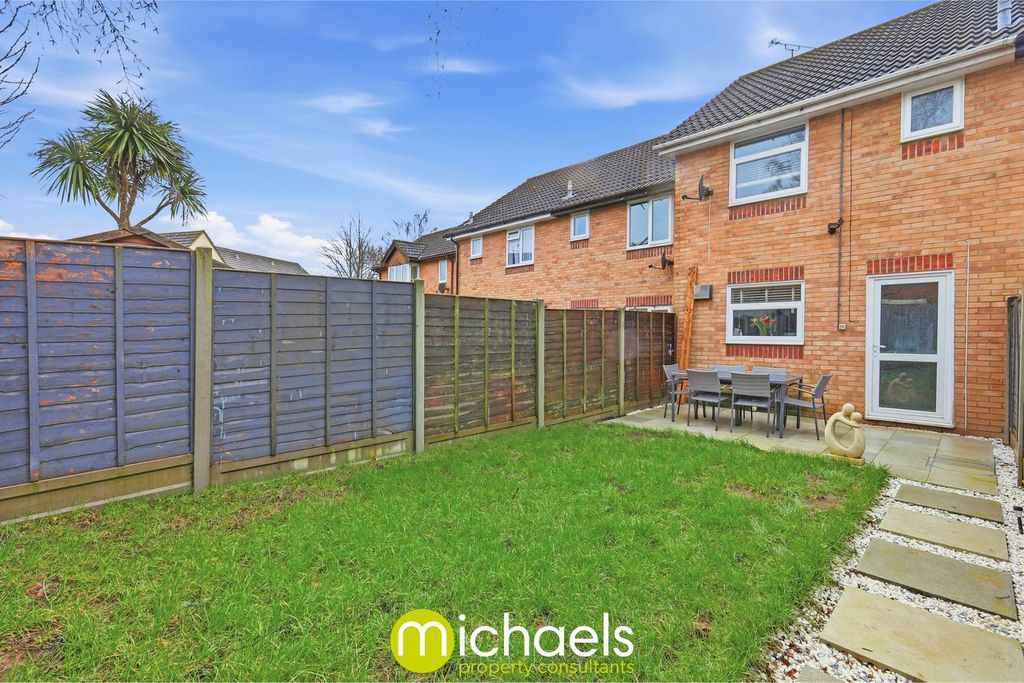 Property photo 2 of 17