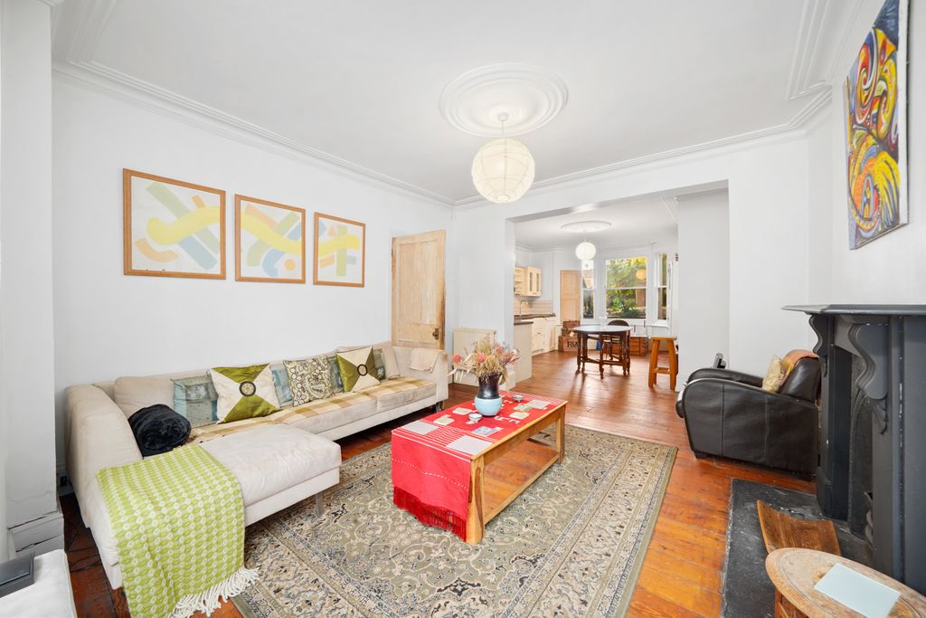 Property photo 2 of 26 Gallery