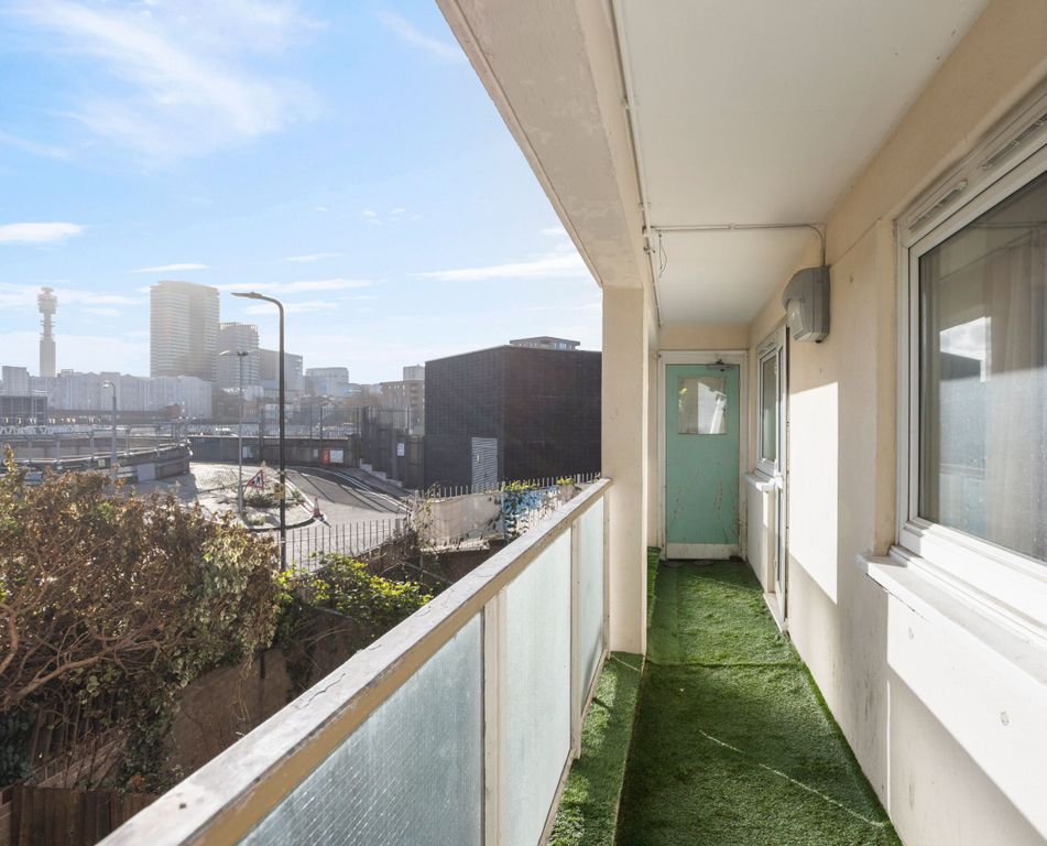 Property photo 3 of 10