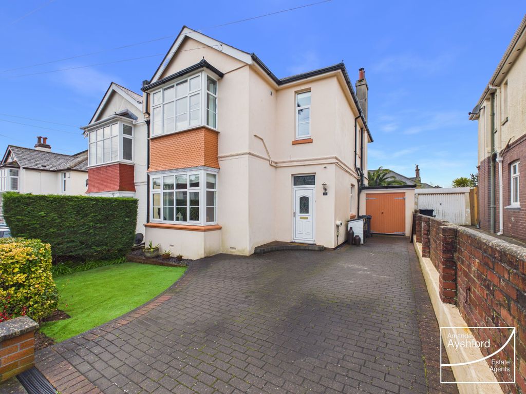 Property photo 1 of 33