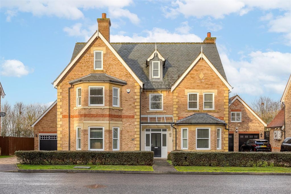 Property photo 1 of 32 Front Aspect