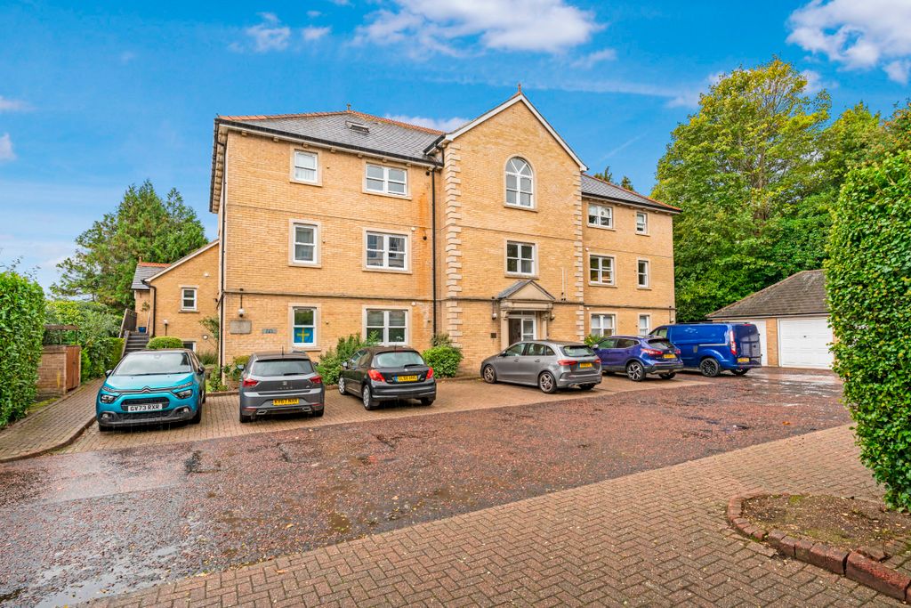 Property photo 1 of 18
