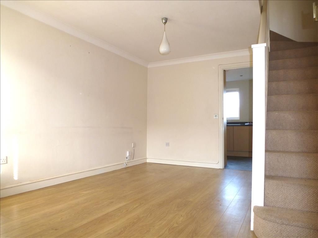 Property photo 2 of 5 Living Room