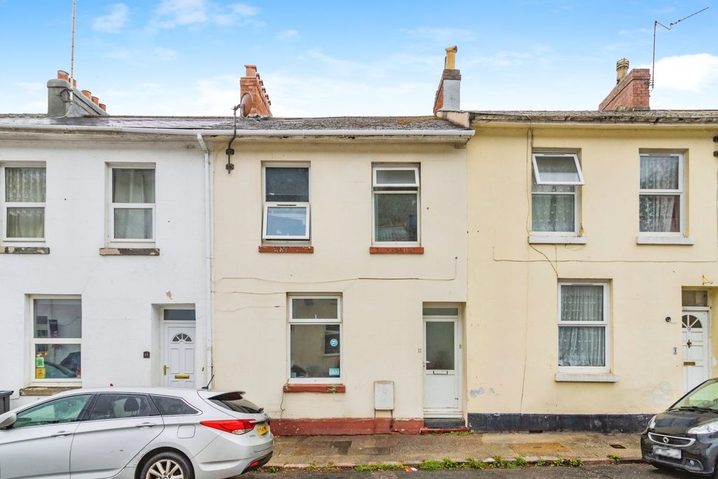Property photo 1 of 11 Image