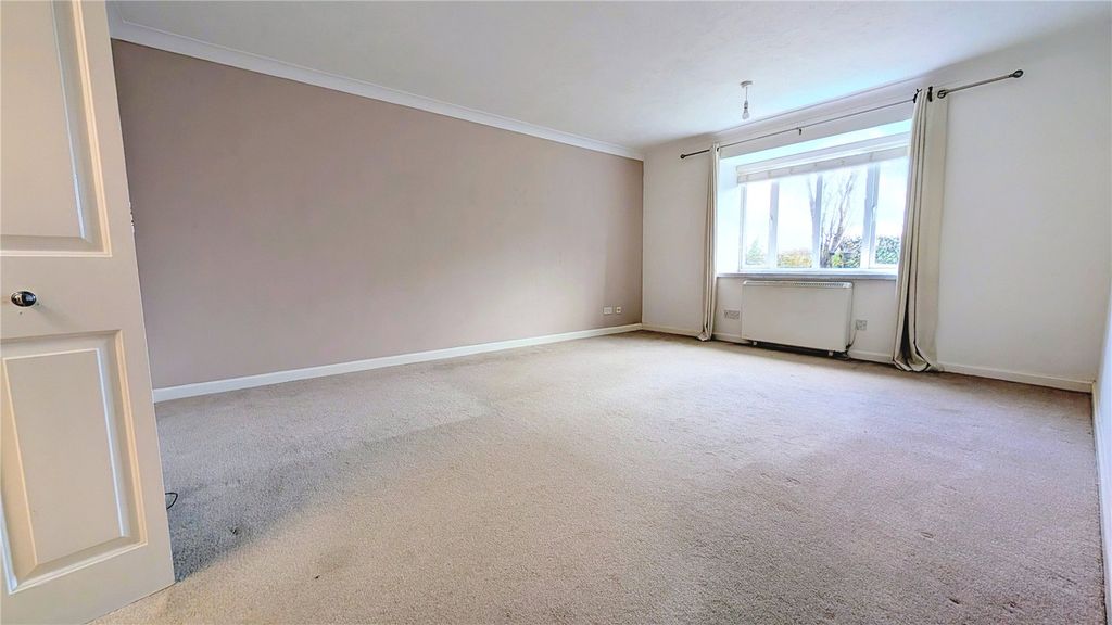 Property photo 2 of 14 Picture No. 09