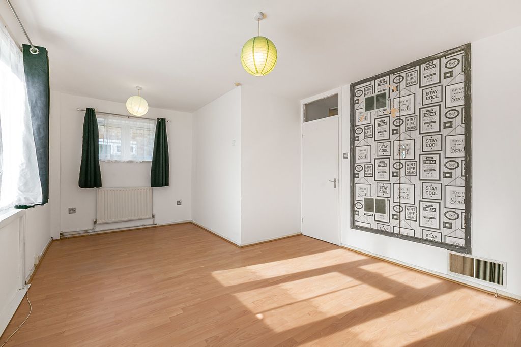 Property photo 2 of 18 Reception Room