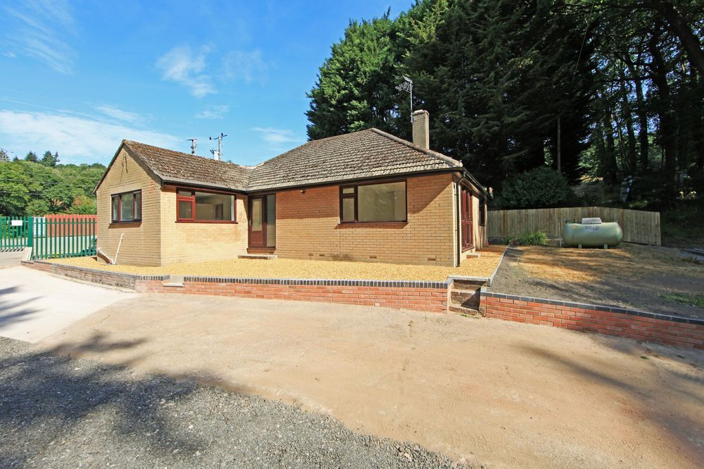 Property photo 1 of 18 Photo 13
