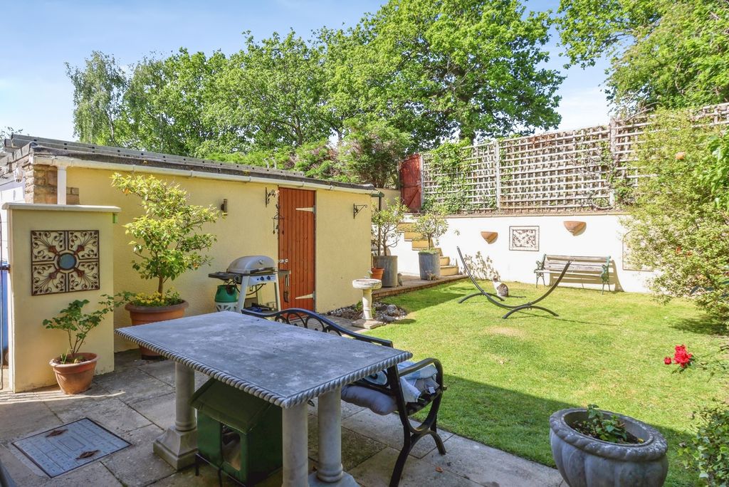 Property photo 1 of 10 Pbox-Img.Jpg