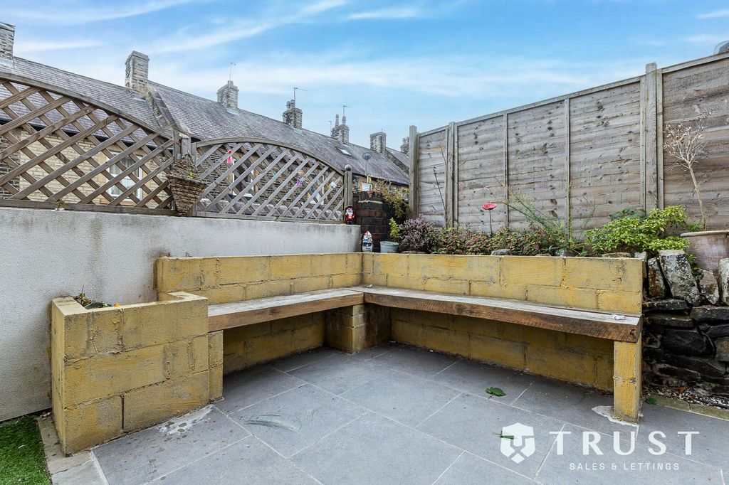 Additional image 39 of 3 bed semi-detached house for saleDeighton Lane, Batley WF17