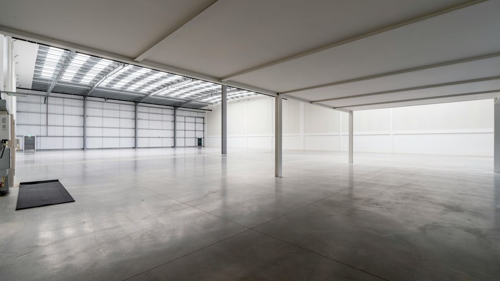 Property photo 3 of 10 Radius_Interior_1.Jpg