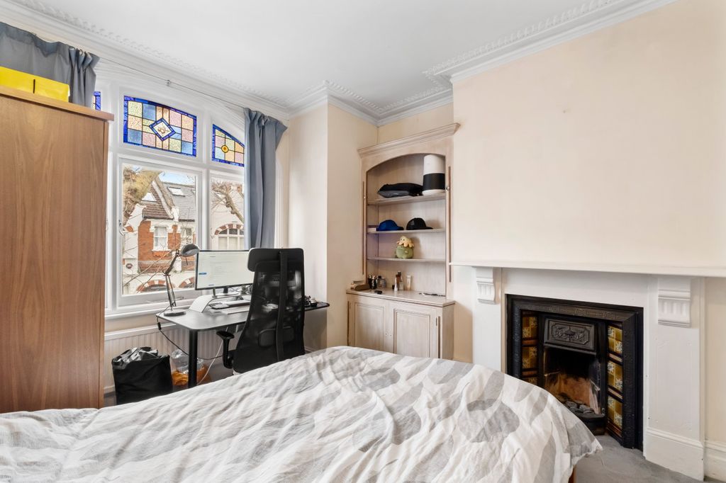 Property photo 3 of 12