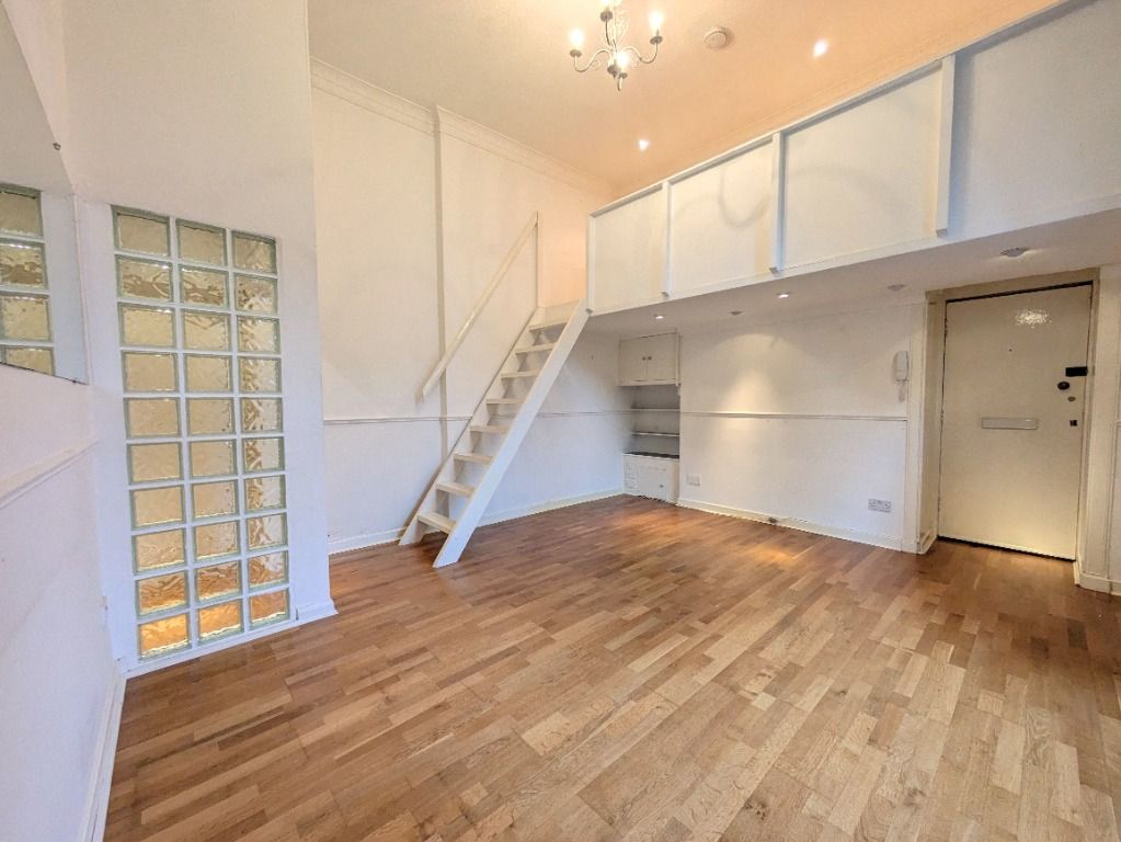 Property photo 3 of 17 Photo 3