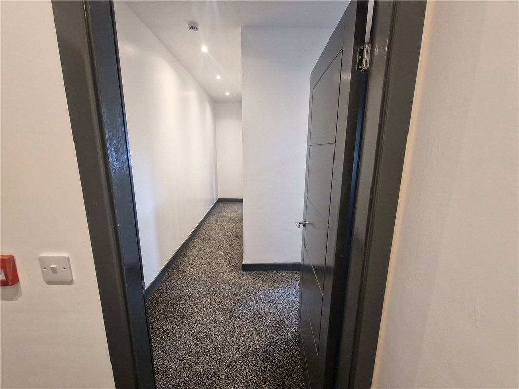 Property photo 2 of 13 Picture No. 02