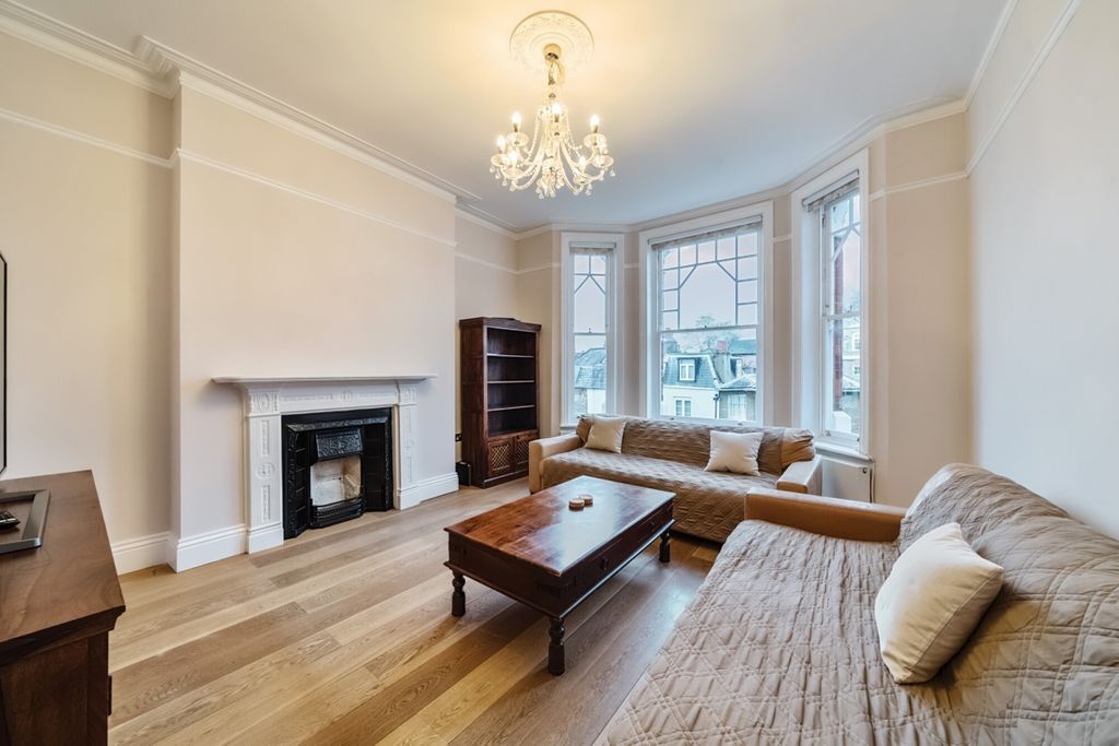 Property photo 3 of 18