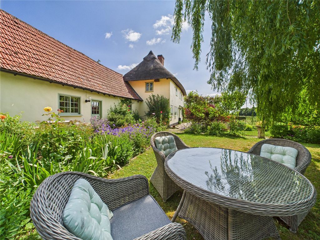 Property photo 2 of 30 Picture No. 08