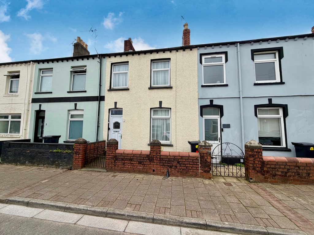 Property photo 1 of 17 7C76Fb84-B4Ed-4C4B-97Cf-4271094Aaf86