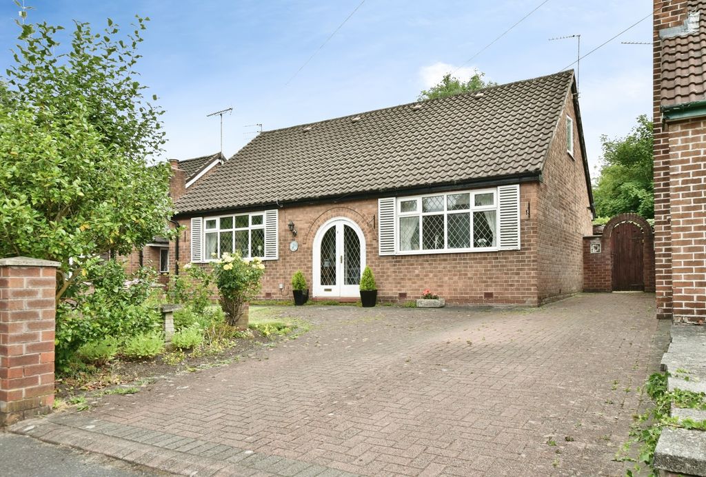 Property photo 2 of 22 Pbox-Img.Jpg