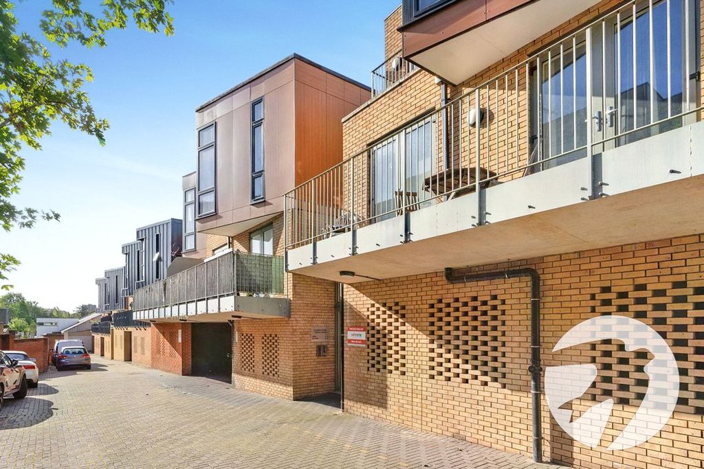 Property photo 1 of 11 Picture No. 12