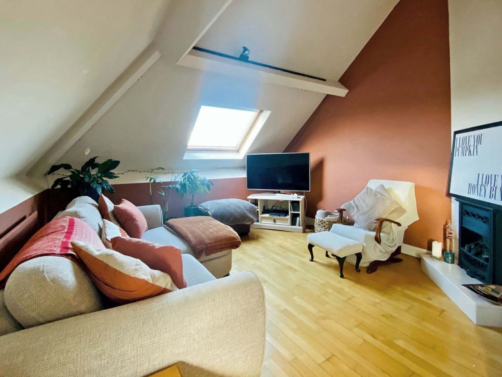 Property photo 3 of 18 0 General