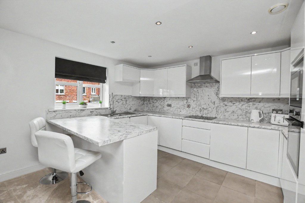 Property photo 3 of 8 Picture No. 02