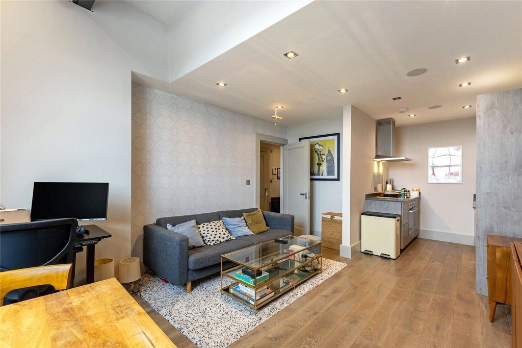 Property photo 1 of 11 Picture No. 04