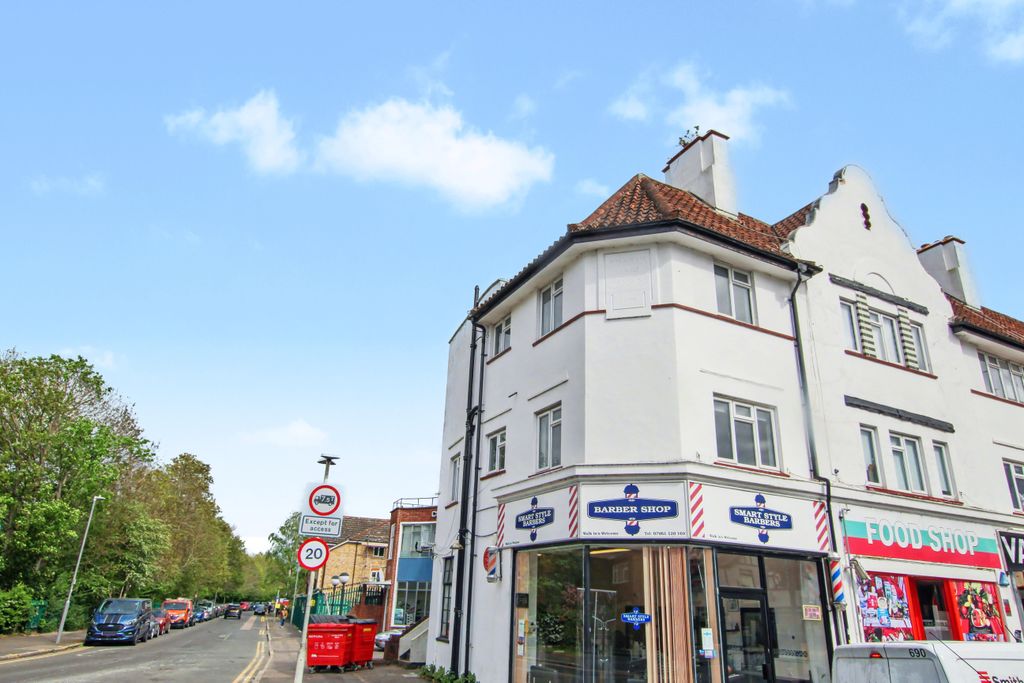 Property photo 1 of 7 1 Front.Jpg