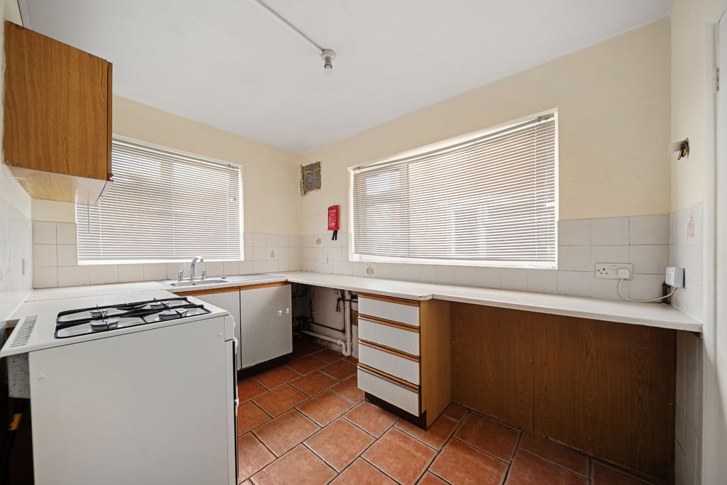 Property photo 3 of 9 Photo 3