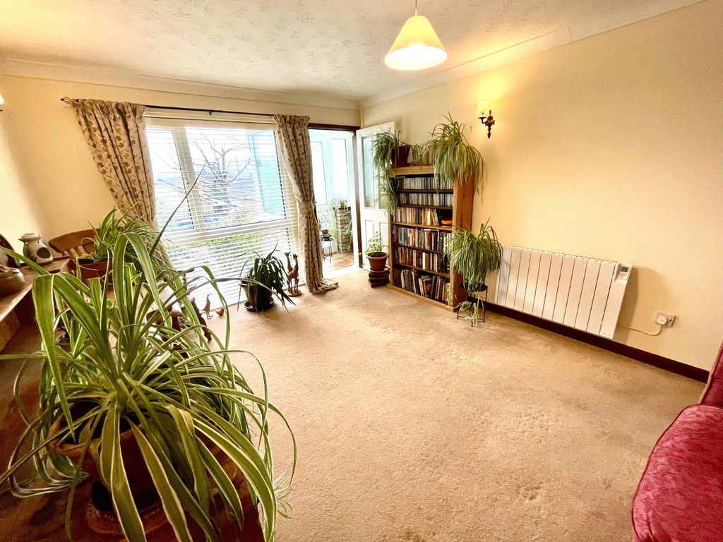 Property photo 3 of 25 Picture No. 03