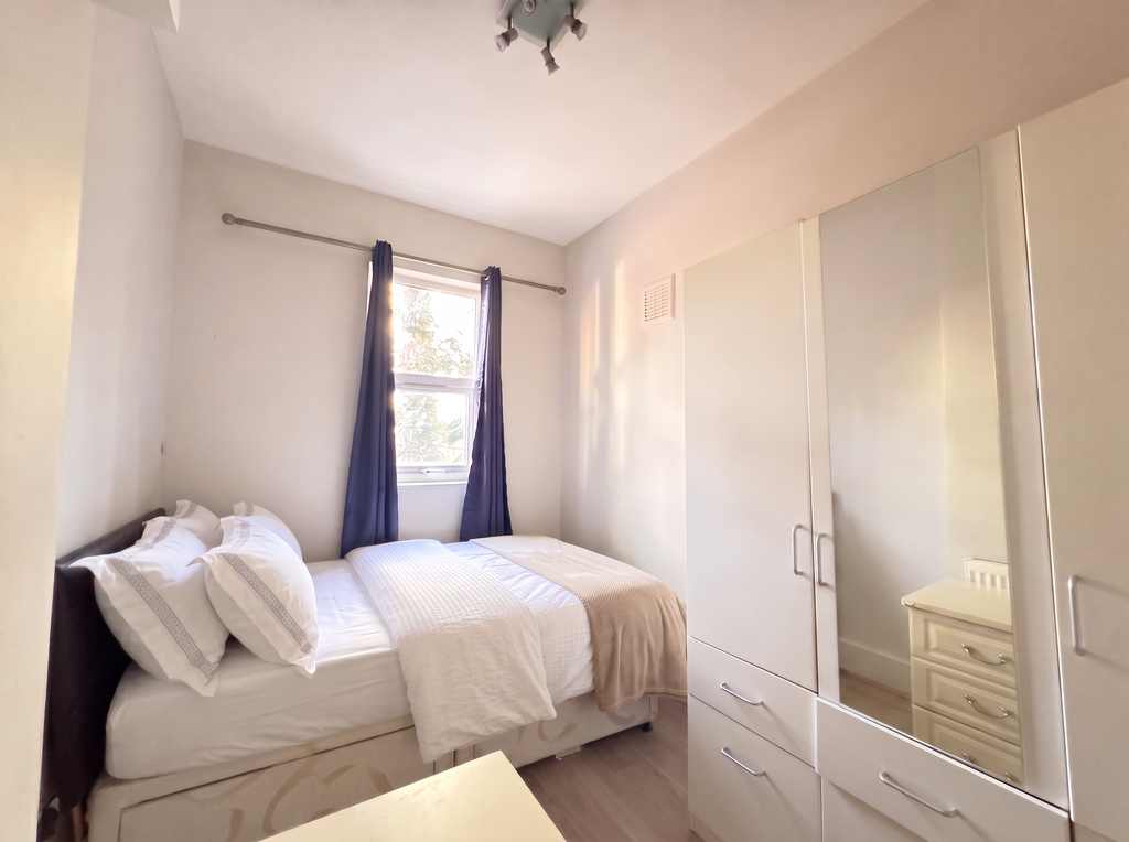 Property photo 2 of 4