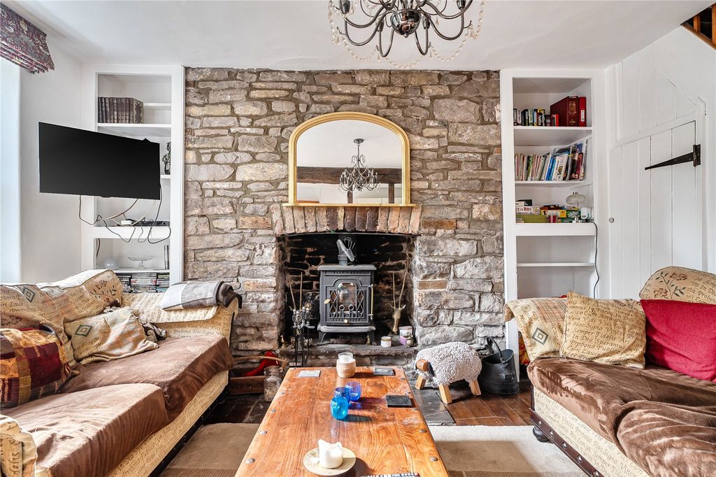 Property photo 3 of 22 Picture No. 11