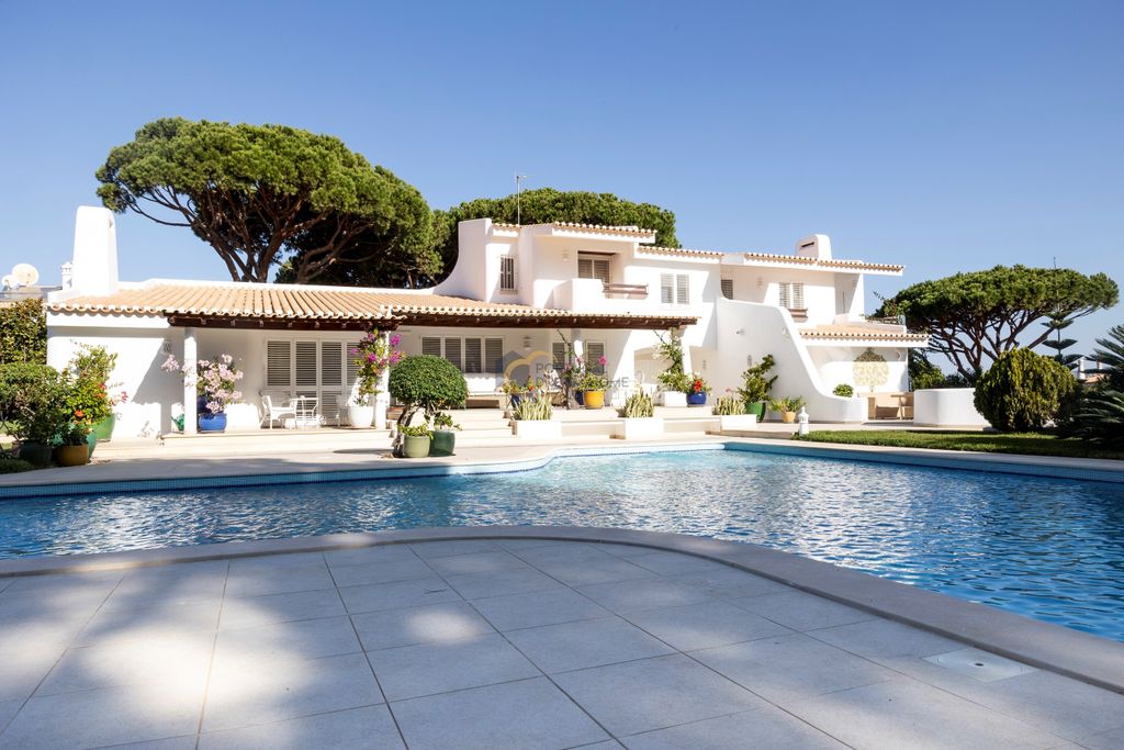 Property photo 1 of 88