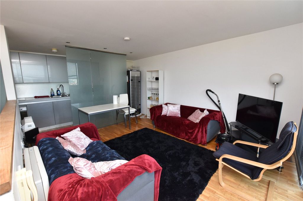 Property photo 2 of 10 Picture No. 02