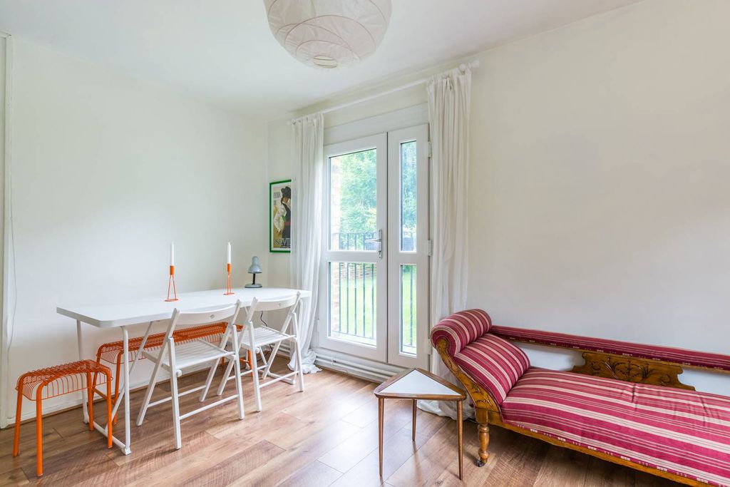 Property photo 3 of 3