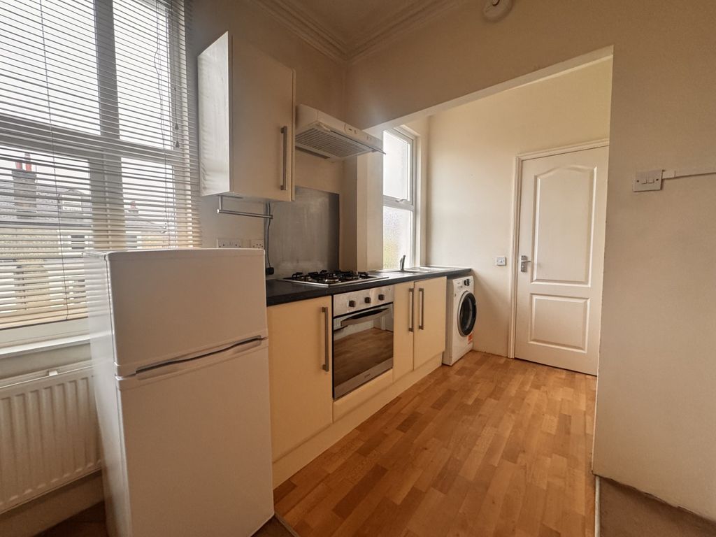 Property photo 3 of 4