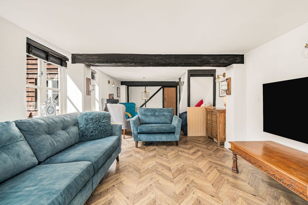 Property photo 3 of 30