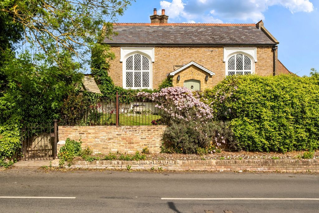 Property photo 1 of 28 1459339-27-6A06Fa7Fd65dc
