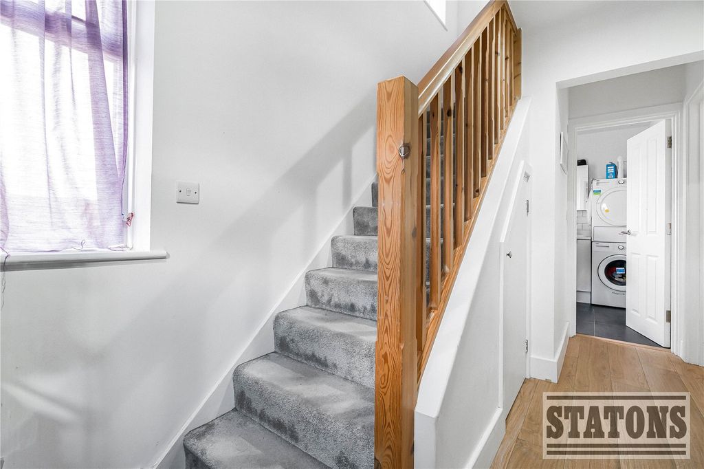Property photo 2 of 17 Picture No. 09