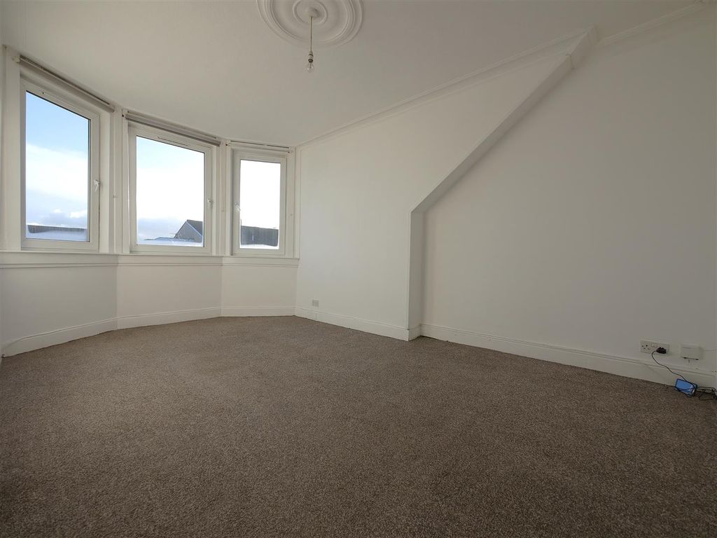 Property photo 2 of 5 P2110573.Jpg