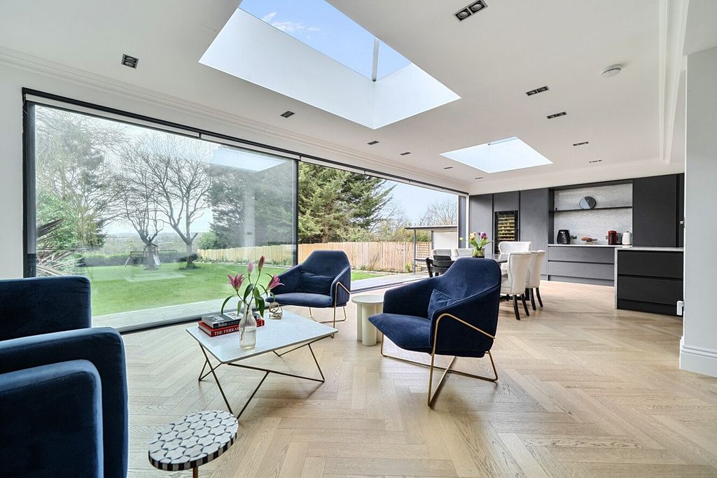 Property photo 1 of 45 Picture No. 45