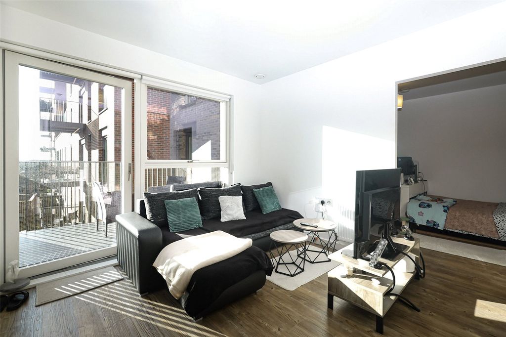 Property photo 2 of 15 Picture No. 07