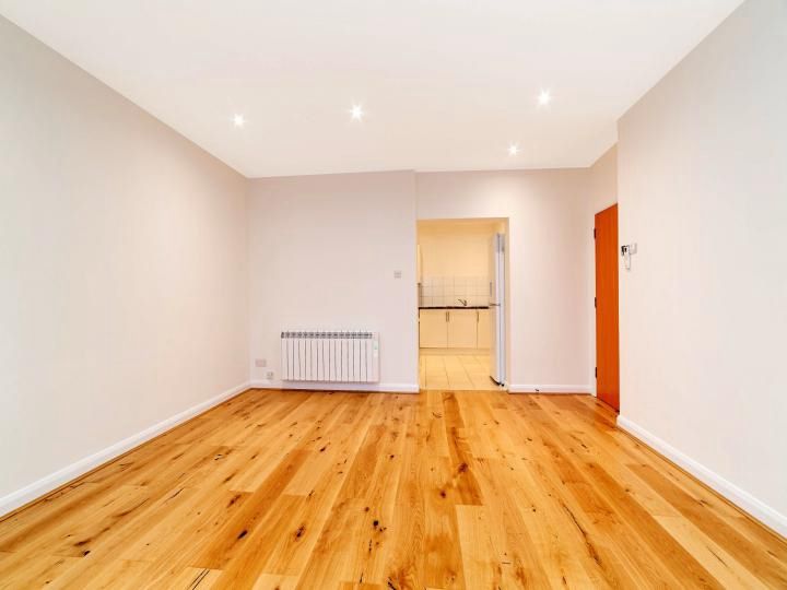Property photo 3 of 13 Photo 3