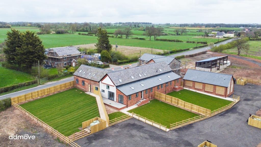 Property photo 3 of 37