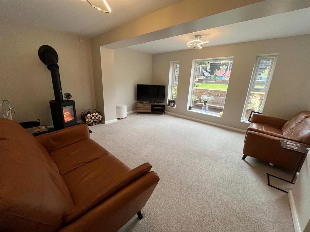 Property photo 2 of 29 Image.Png
