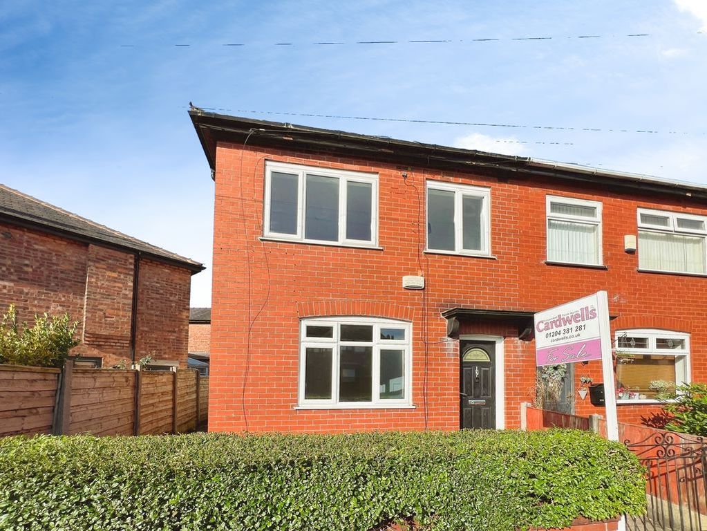 Property photo 1 of 16 External