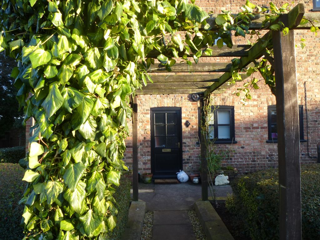 Property photo 2 of 3 Garden