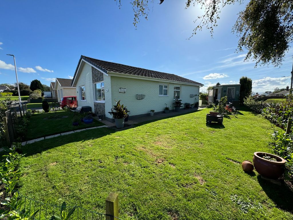 Property photo 1 of 25