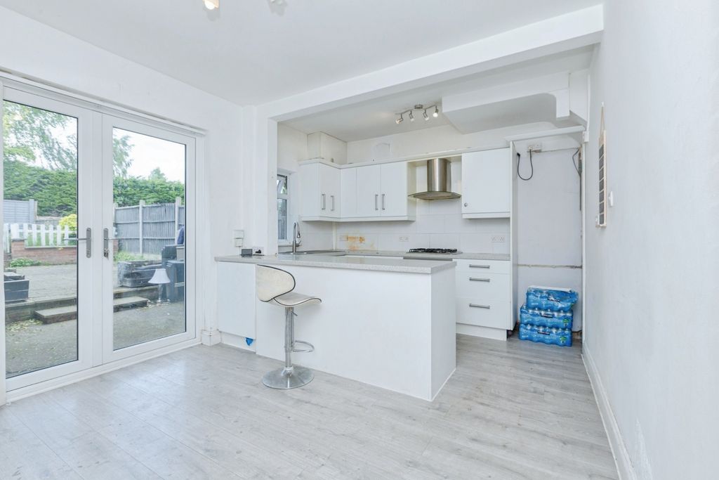 Property photo 3 of 14 Kitchen/ Diner