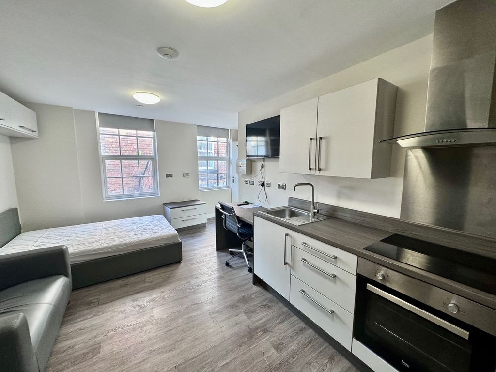 Property photo 2 of 3